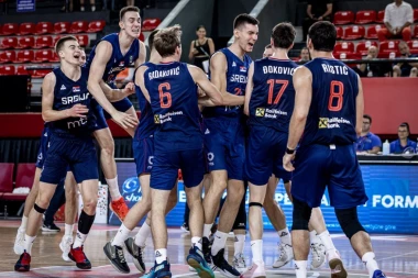 BRONZA! Juniori Srbije posle drame pobedili Sloveniju i osvojili treće mesto na Evropskom prvenstvu! (FOTO)