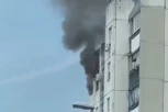 VELIKI POŽAR NA NOVOM BEOGRADU! Gori zgrada u Gandijevoj! (VIDEO)