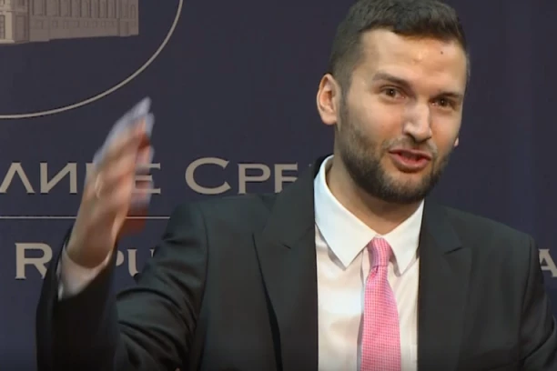 SRBIN SE VRATIO IZ AMERIKE U OTADŽBINU I POSLAO JAKU PORUKU: Mnogo mi znači što će mi ćerke odrastati sa našim narodom! (VIDEO)