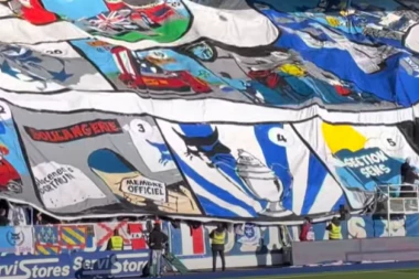 NEMA PREDAJE! Navijači bivšeg šampiona Francuske - KOSOVO JE SRBIJA! (FOTO)