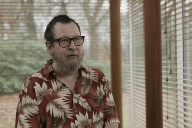 Kontroverzni reditelj TEŠKO OBOLEO! Mislio je da su simptomi nastali zbog odvikavanja od ALKOHOLA, a onda je saznao strašnu ISTINU!