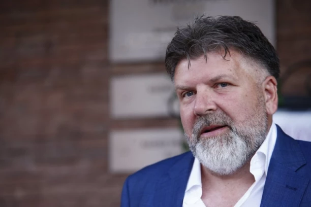 Bane Bojanić se OTVORIO! Ćerki za rođendan kupio SKUPOCENI poklon!