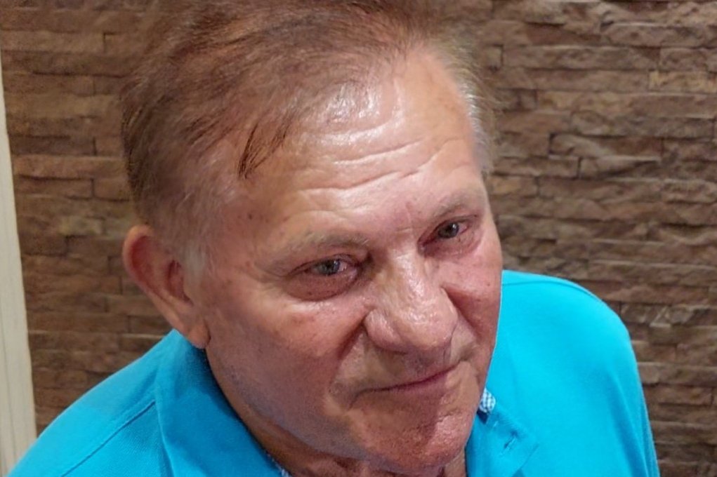 Miloš Bojanić kod unuke na rođendanu