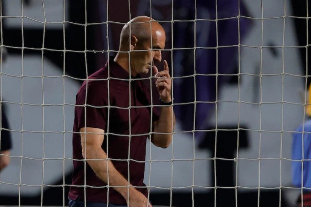 U RANGU VELIKANA FUDBALSKE IGRE: Stolica kao Savićević i Bajević!