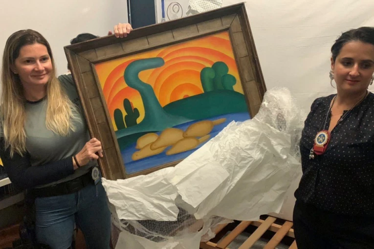 BRAZILSKA POLICIJA NA NOGAMA! Lažna srpska vračara i njen otac "skidali crnu magiju" sa umetnina i ojadili staricu za preko 140 miliona dolara!