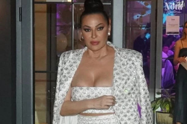 CECA JU JE VINULA U ZVEZDE! Ova pevaćica zahvalnost za uspeh duguje Ražnatovićevoj, a ovaj susret NIKADA neće zaboraviti!