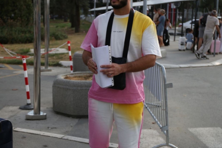 Dejan i Aleksandra pred put u Egipat