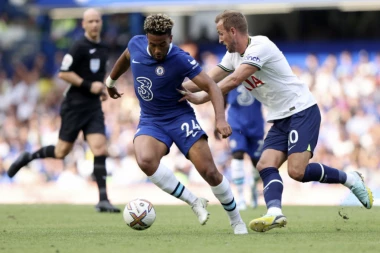 STALA LOPTA U ENGLESKOJ: Odložena Premijer liga!