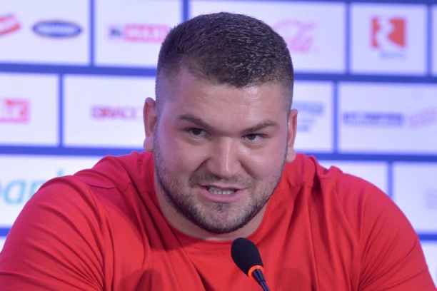 SVAKA ČAST ARMINE: Ministar Udovičić MOĆNIM rečima čestitao Sinančeviću na srebrnoj medalji!