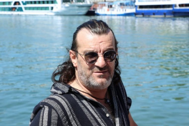 OTKRIVAMO: Ovo je pevač koji je dobio ulogu u filmu ,,Kafana na Balkanu” (FOTO)