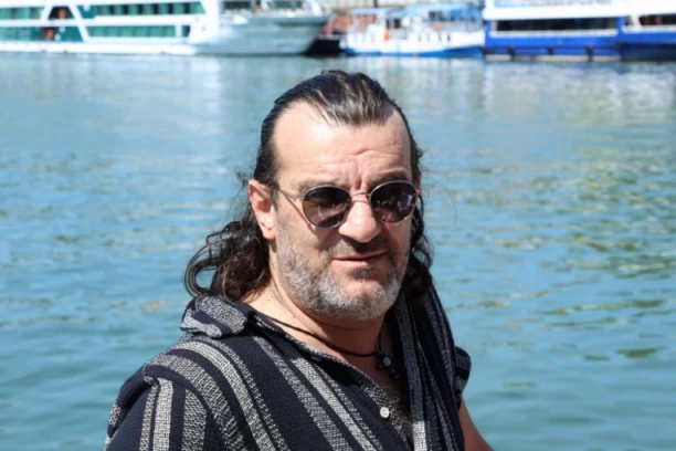 "Daleko sam od CIROZE JETRE": Nakon što je zabrinuo sve i završio u bolnici, Aca Lukas otkrio sve o zdravstvenom stanju!