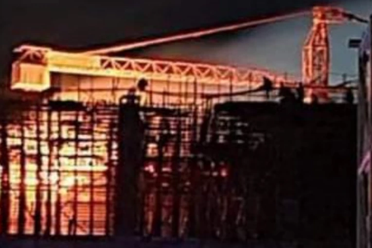 LINGLONG U ZRENJANINU GOREO CELU NOĆ! Požar lokalizovan, nema povređenih!