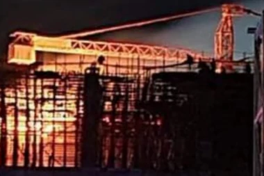 LINGLONG U ZRENJANINU GOREO CELU NOĆ! Požar lokalizovan, nema povređenih!