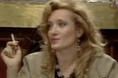 ZNATE JE IZ "ŽIKINE DINASTIJE", A OVO SU NJENI RANI RADOVI: Naša glumica se proslavila u grčkim filmovima za ODRASLE!