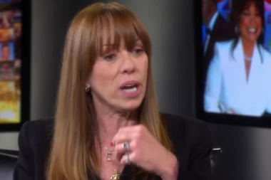 10 godina bila U VEZI SA OCEM, silovao je na venčanju, pa OSTAVIO kad je ZATRUDNELA: Slavna glumica jezivim PRIZNANJEM šokirala javnost!