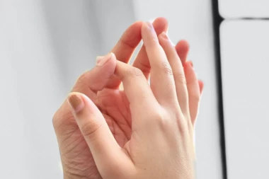 Bolje od SMS: Kako da šaljete poruke DODIROM