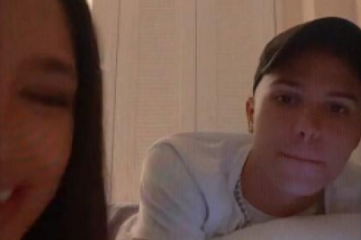 Đina Džinović i Vojaž na krevetu