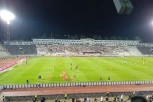 PARTIZAN IGRA PROTIV POLUAMATERA: Fudbaleri Hamruna ne mogu gol da daju ni na zagrevanju! (VIDEO)