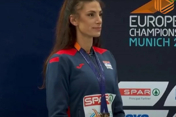 Nemačkom se orlilo BOŽE PRAVDE! Ivana sa zlatom na grudima! (VIDEO)