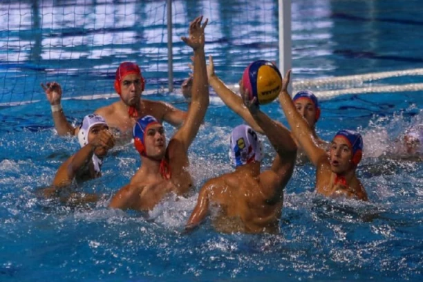 Poraz u finalu! Mladi Mađari savladali Srbiju u borbi za svetsko zlato!