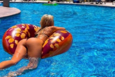 Vrela Afrika eksplicitnim fotkama DIGLA pritisak muškom polu! Od VRUĆIH KADROVA se preznojavaju svi! (FOTO)