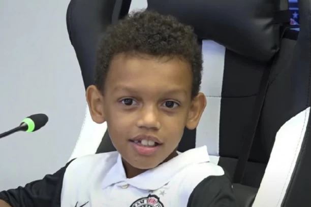 Maleni Džordan MNOGO voli Partizan: Pogledajte zanimljivu priču o sinu poznatog fudbalera i njegovoj ljubavi prema crno-belima! (VIDEO)