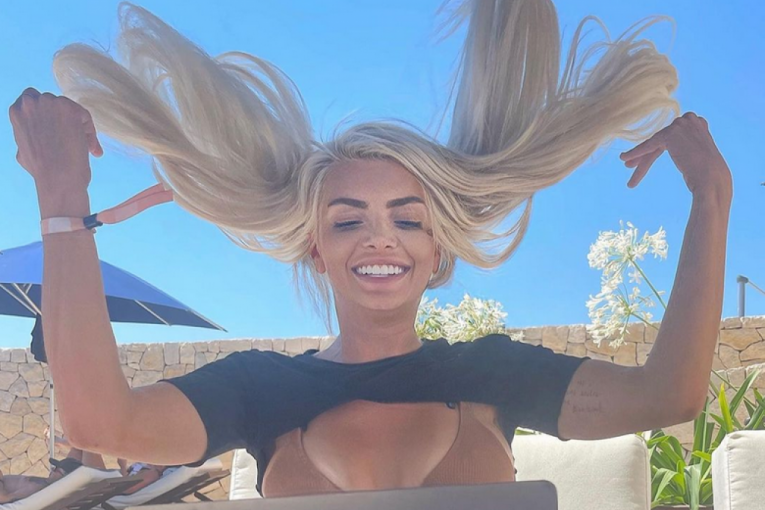 Ela Dvornik Instagram