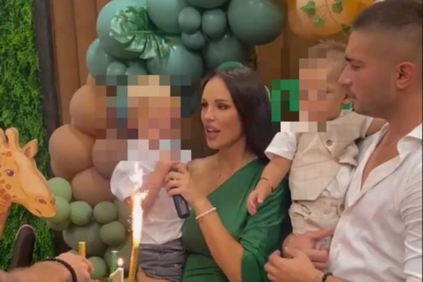 Željko Ražnatović peva rođendansku pesmu Zoranu Šijanu! Radost u Titelu, Bojana i Mirko imaju DVOSTRUKI POVOD za slavlje! (FOTO)