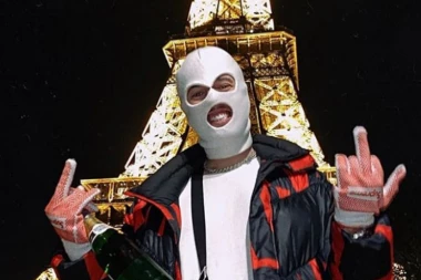 DEVITO USNIMLJEN BEZ MASKE: Ovo je pravo lice popularnog repera! (PAPARACO)