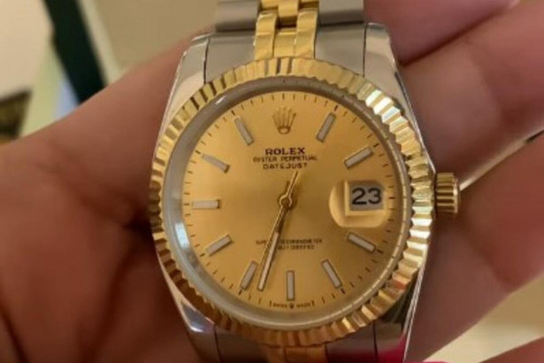 Dalila Dragojević dobila skupoceni sat od dečka