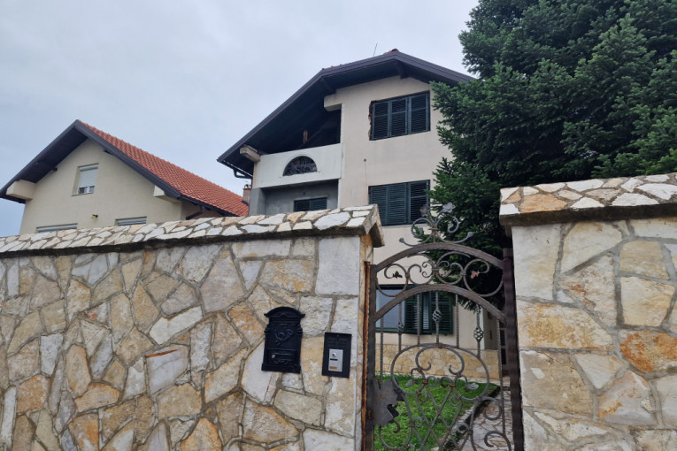 Porodični dom Sinana Sakića