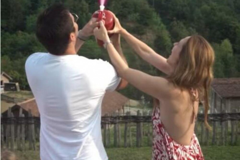 Bojana i Nikola Rokvić otkrili pol bebe