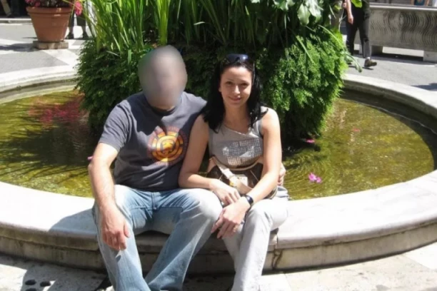 NEVEROVATNA ŠPIJUNSKA PRIČA: Ruskinja se ubacila među osoblje NATO i godinama odvlačila oficire u krevet po RAZVRATNIM ZABAVAMA