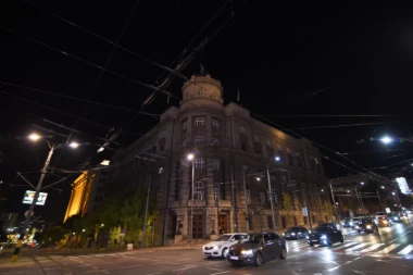 Zgrade Vlade, Predsedništva i Ministarstva finansija u mraku