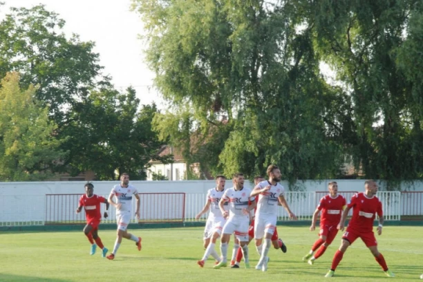 OFK VRŠAC OSVOJIO BOD NA TEŠKOM GOSTOVANJU U SREMSKOJ MITROVICI: Marković sačuvao mrežu! (FOTO GALERIJA, VIDEO)
