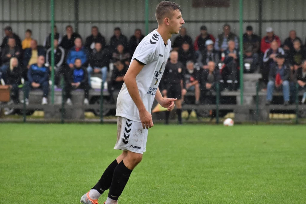 Crnobarski Stiven Džerard srušio Ljubovljane!