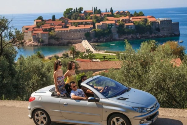 LETNJA SEZONA 2025: Koliko će vas koštati odmor u Crnoj Gori