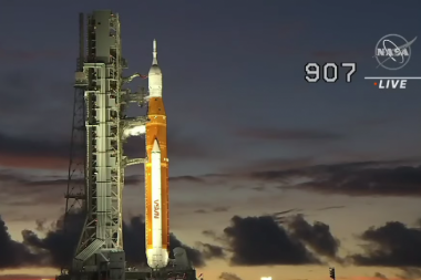 DA LI ĆE SE ISTORIJA ISPISATI DANAS? NASA ponovo pokušava da lasira raketu na Mesec!