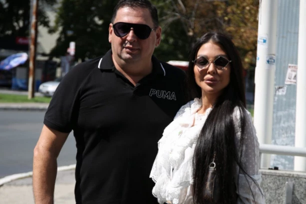 SKANDALOZNE tvrdnje o porodici Marinković: Taki vozi ćerku Maju na S*KS AVANTURE! (VIDEO)