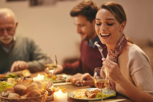 OVE NAMIRNICE IZBACUJU HOLESTEROL IZ TELA: Kardiolog savetuje da jedete pola šoljice dnevno, ima ih svako domaćinstvo, a "ruše" i krvni pritisak!