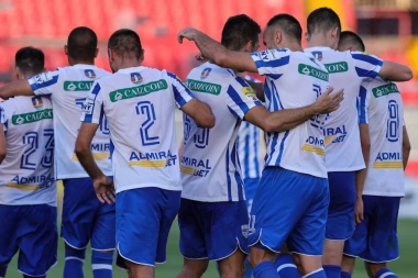 VRTEŠKA SE NASTAVLJA! Superligaš OTPUSTIO trenera!