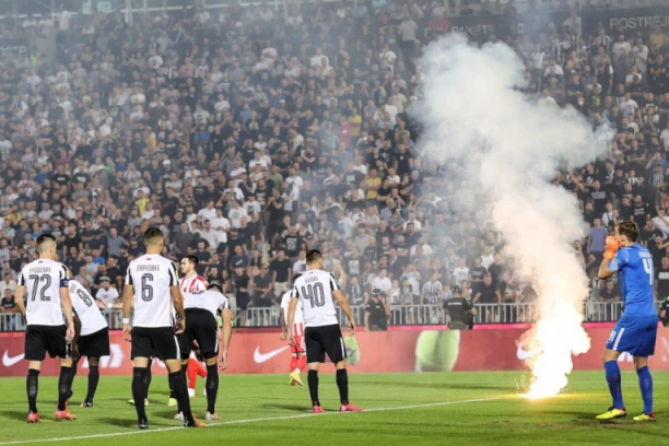 BRUTALNA PROVOKACIJA Partizana! Besni u Crvenoj zvezdi!