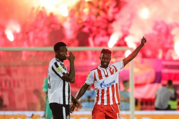 DA LI SU VEČITI UGROŽENI? Ovo su najpopularniji fudbalski klubovi u srpskoj prestonici! (FOTO GALERIJA)