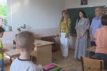 TU SMO DA DECU NAUČIMO ĆIRILICU I NAŠU ISTORIJU: U srpskoj enklavi na Kosmetu počela nova školska godina