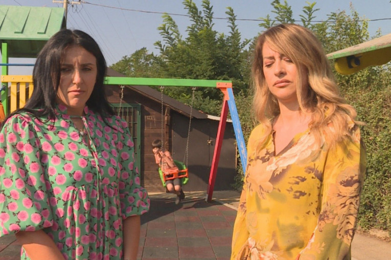 Tatjana i Suzana, učiteljice