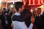 BARAŽNA VATRA NA NOVAKA - HEJTERI PUCAJU IZ SVIH ORUŽJA: Đoković na žestokom udaru zbog srdačnog pozdrava sa Vučićem!