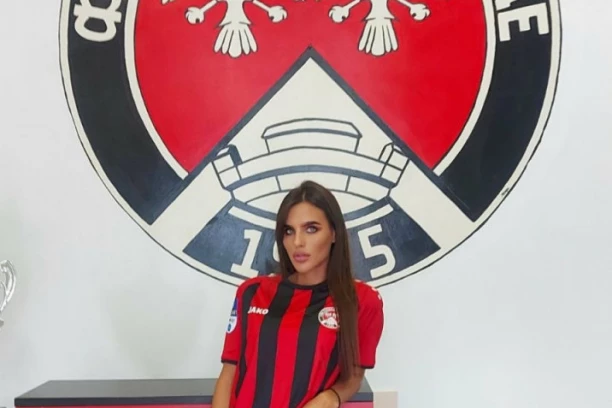 PRELEPA MILICA OSTVARILA SAN! Sijala je na "Marakani", a sada ukrašava stadion "Radomir Antić" - atraktivna portparolka Slobode nam otkrila zbog čega se vratila u Užice! (FOTO GALERIJA)