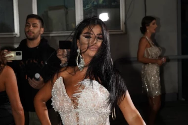 Sanja Grujić ponovo ulazi u Zadrugu 6, naoštrila se NOVIM INFORMACIJAMA: Progovorila o odnosu sa OCEM, pa oplela po Dalili! (VIDEO)