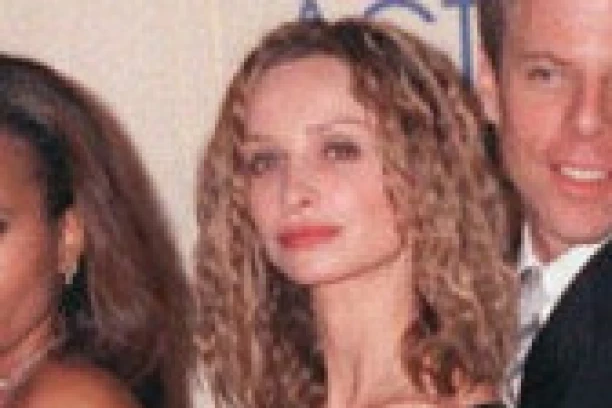 VELIKI POVRATAK ALI MEKBIL: Glumica NEPREPOZNATLJIVA u novoj ulozi!