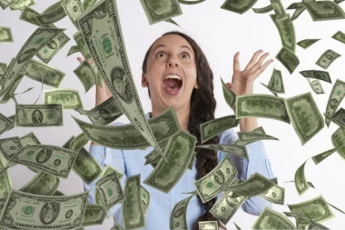 NJIMA NOVAC DOLAZI OVE NEDELJE: Ova TRI znaka čeka ozbiljna SREĆA, prihodi stižu sa svih strana!